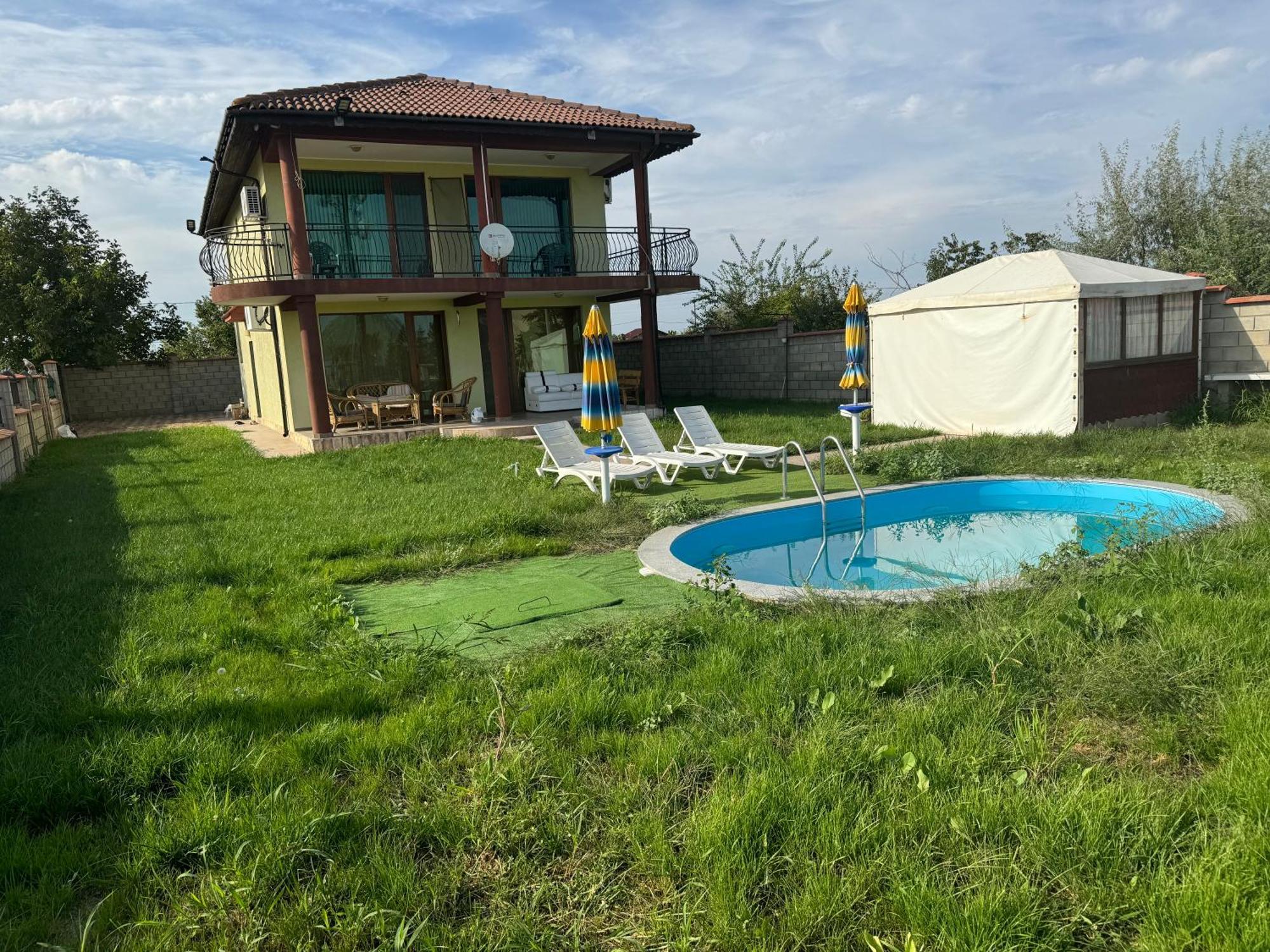 Villa Sunray Topola Eksteriør billede
